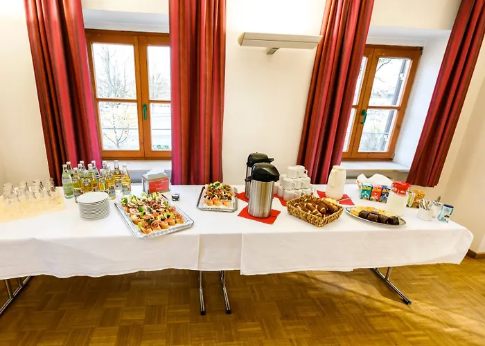 Jugendherberge Regensburg Ostello *