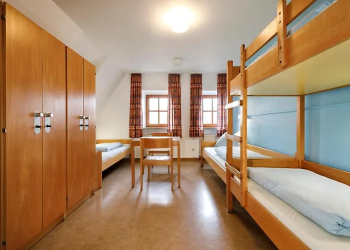 Jugendherberge Regensburg *