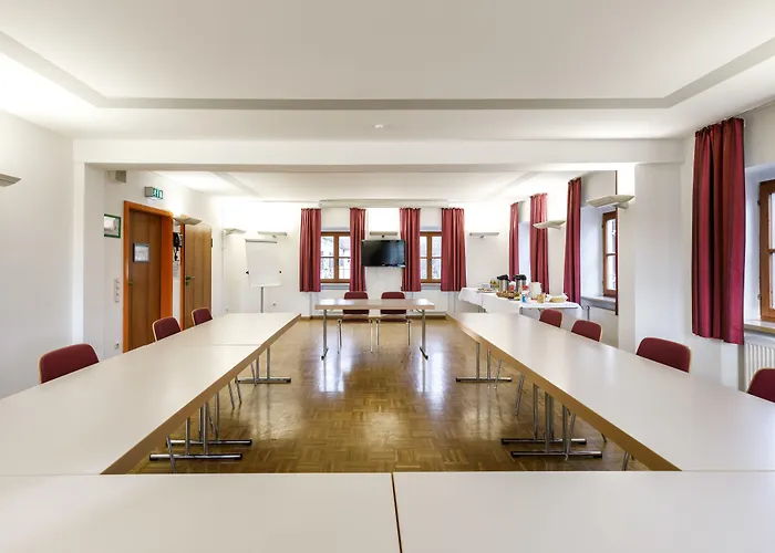 Hostel Jugendherberge Regensburg *