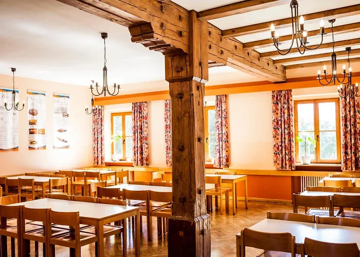 Jugendherberge Regensburg * רגנסבורג