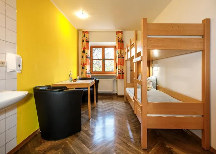 אכסניה Jugendherberge Regensburg *