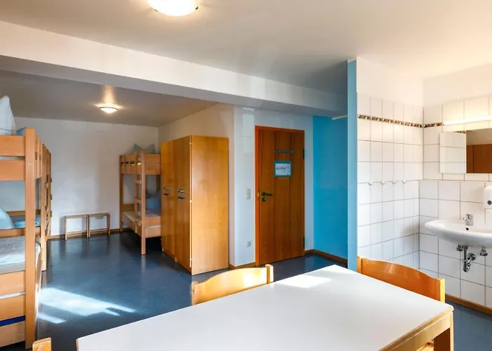 Jugendherberge Regensburg *